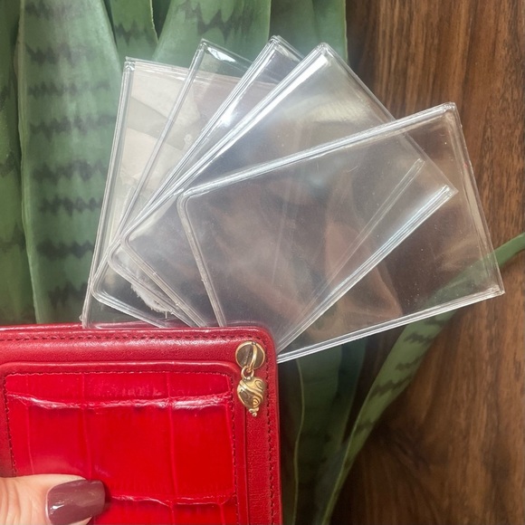 |Brighton|🍒Free🍒 Picture Holder in Lipstick Red Leather Croc with Purse Purchase - Picture 7 of 9